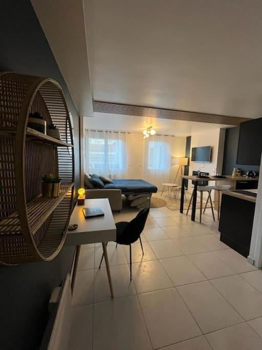 Petit Cocon En Hyper-Centre Apartment Reims Exterior photo