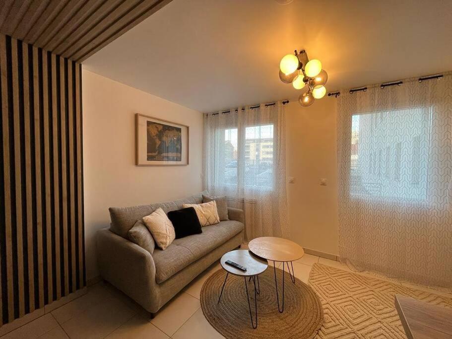 Petit Cocon En Hyper-Centre Apartment Reims Exterior photo